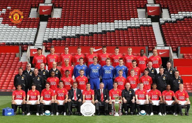 队记：鹈鹕不会草率地接受锡安报价，交易或要等到明年休赛期（随队记者：鹈鹕对锡安报价不急于拍板，交易或将推迟至明年休赛期）