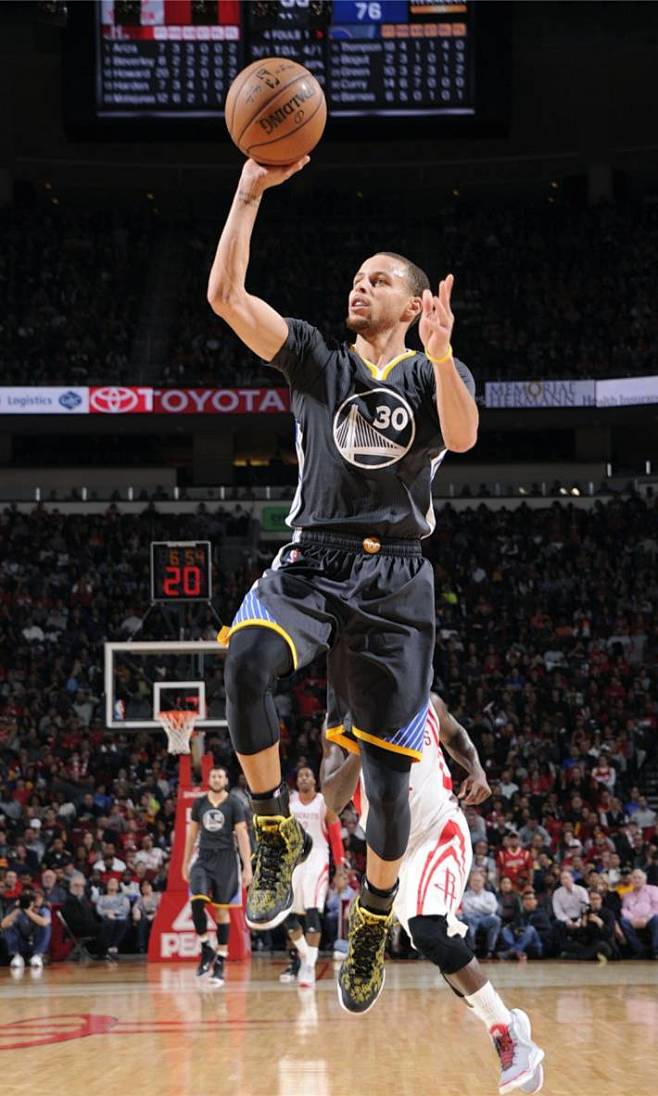 2米门将发展不顺，护照收集者冉冉升起：阿森纳法国小将发展（两米门将受挫，护照达人崛起：阿森纳法国小将成长记）