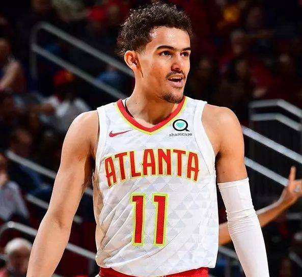 图片报：巴萨希望签下一名左边锋，正关注莱比锡的迪奥曼德（图片报：巴萨想引进左边锋，盯上莱比锡的迪奥曼德）