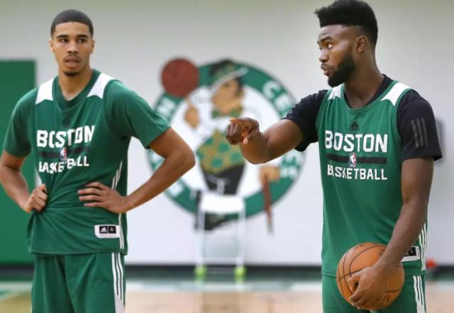 凯尔：每个人都有权发表批评意见，发泄一下情绪是件好事（凯尔：人人可批评，适度宣泄情绪有益）