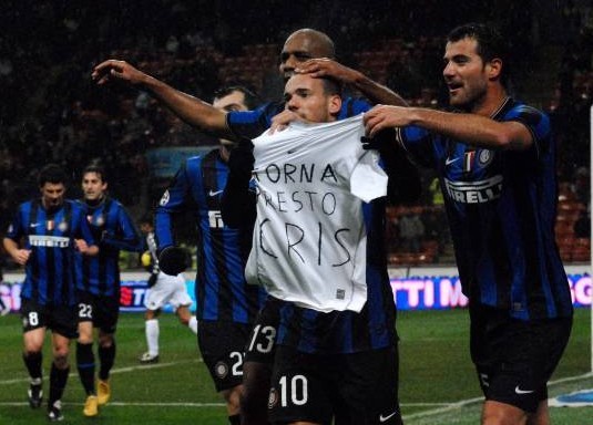 马卡：皇马高层连夜开会，确定欧冠对曼城是阿隆索生死战（马卡报称：皇马高层连夜商议，认定欧冠战曼城将成阿隆索的生死之战）